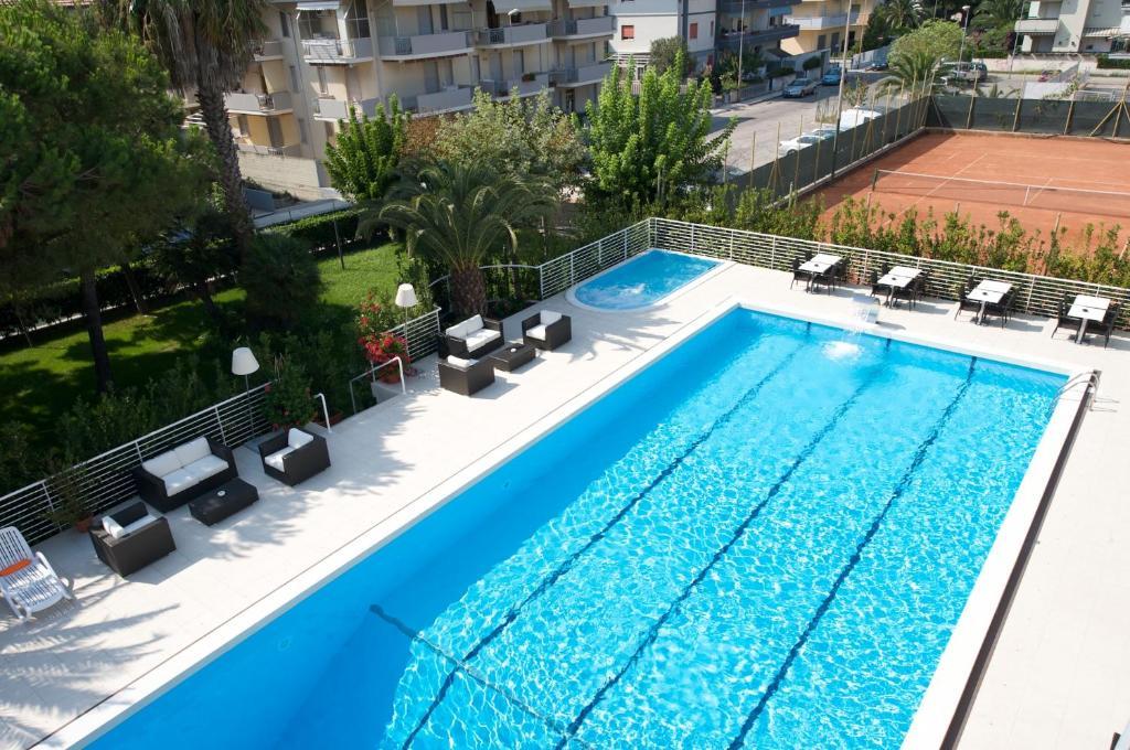 Hotel Palace Magnolia Spa Tortoreto Exterior foto